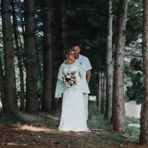 Meet your Posher, Leslie